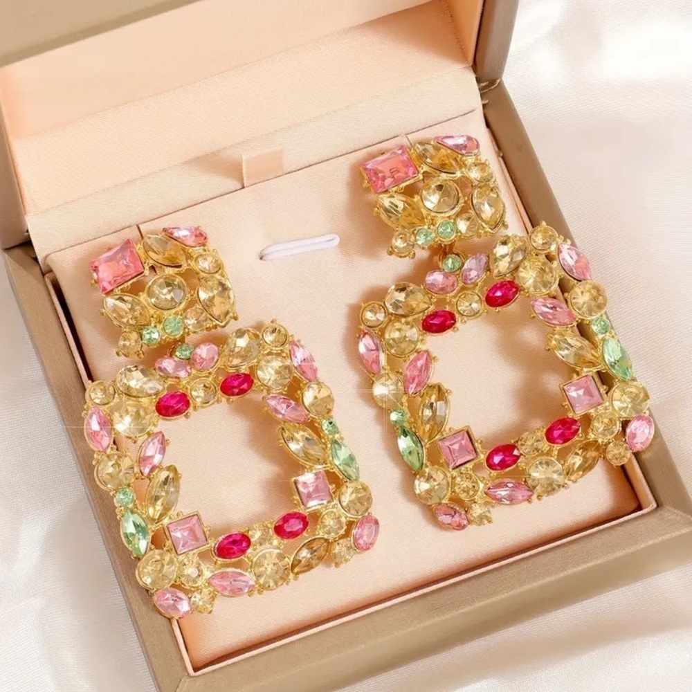 NEW! Vibrant Gold and Pink Crystal Earrings. Luxury Statement Earrings. π· A3-134 - Picture 2 of 3